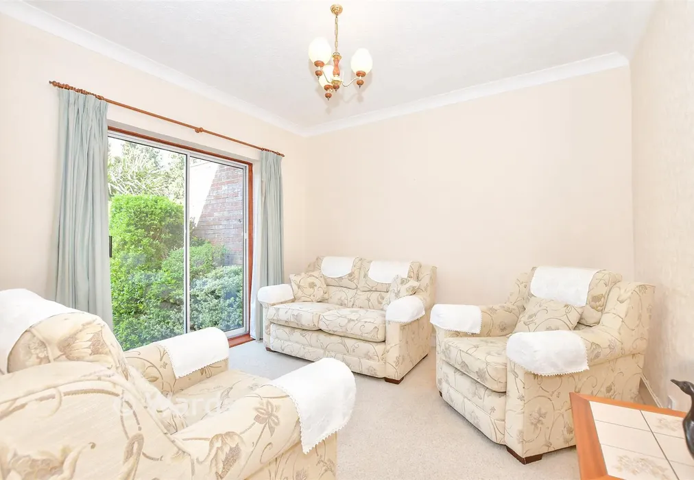 Lounge - Woodlands Road, Gillingham, Kent - Wards of Kent