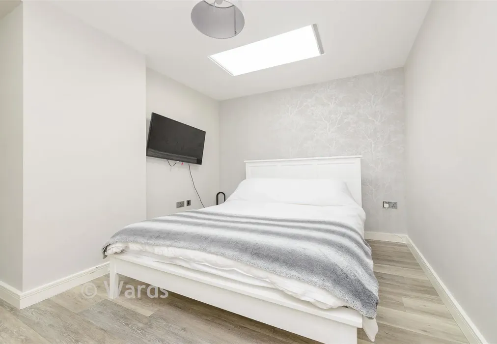 Bedroom 1 - Hawley Road, Dartford, Kent - Wards of Kent