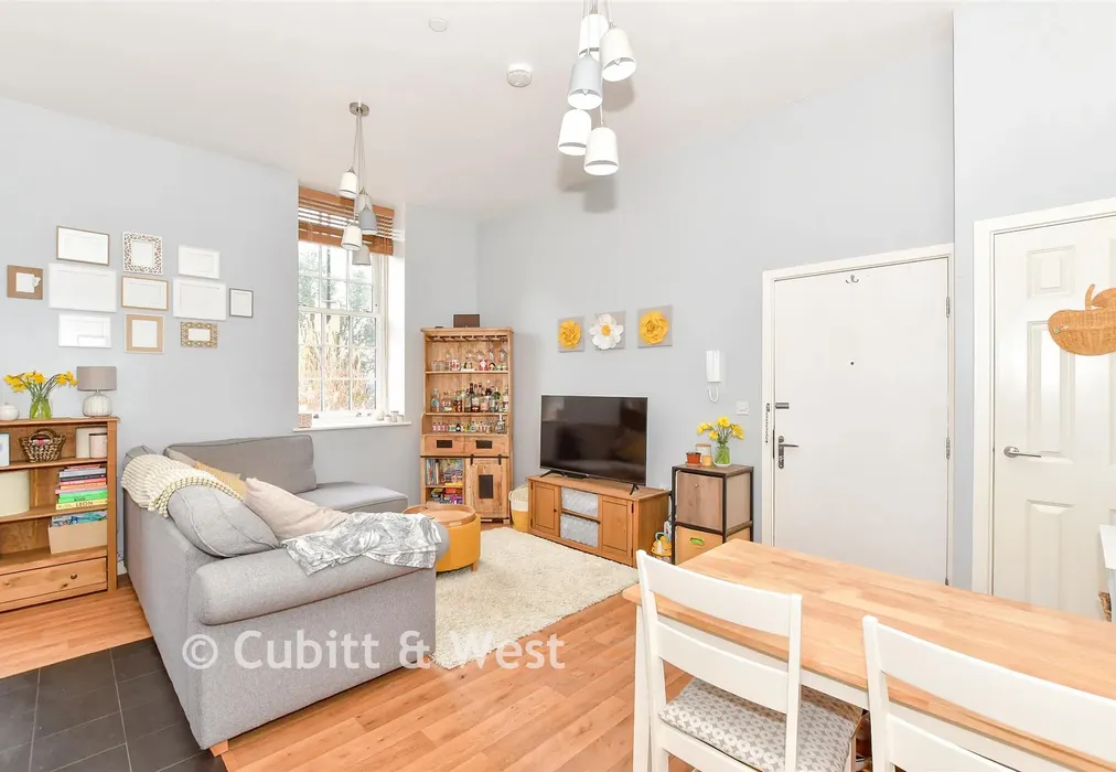 Lounge/Kitchen - Homestead Road, Chichester, West Sussex - Wards of Kent