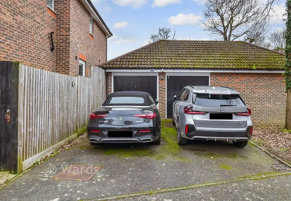 Driveway/Parking - St. Francis Close, Penenden Heath, Maidstone, Kent - Wards of Kent