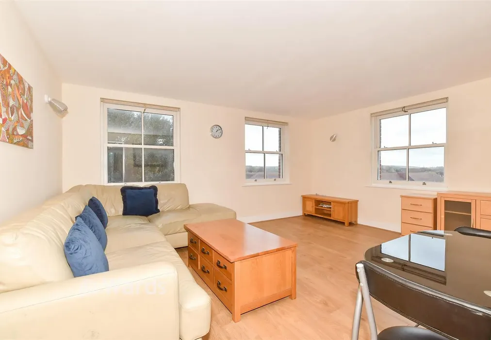 Lounge - New Dover Road, Canterbury, Kent - Wards of Kent