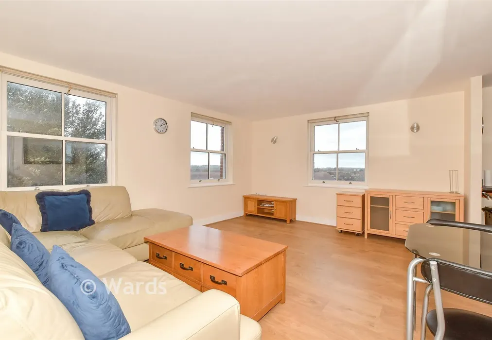 Lounge - New Dover Road, Canterbury, Kent - Wards of Kent