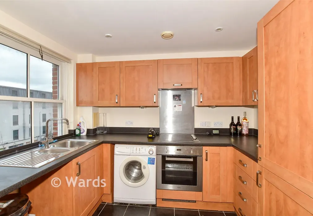 Kitchen - New Dover Road, Canterbury, Kent - Wards of Kent
