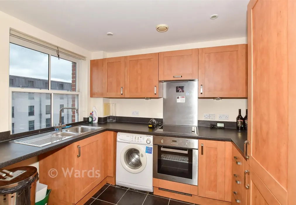 Kitchen - New Dover Road, Canterbury, Kent - Wards of Kent