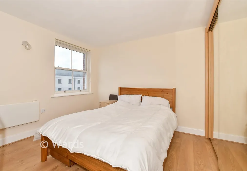 Bedroom - New Dover Road, Canterbury, Kent - Wards of Kent