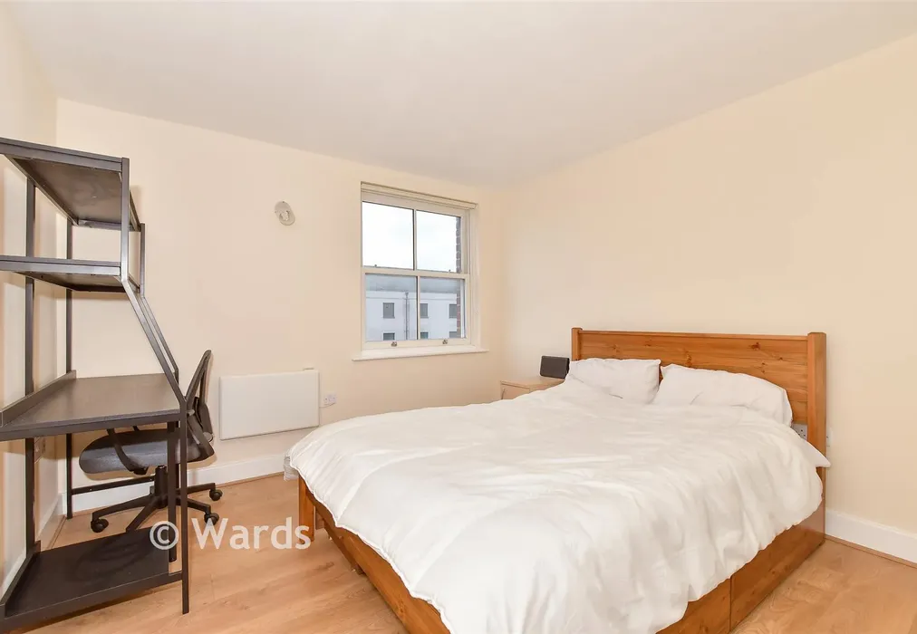 Bedroom - New Dover Road, Canterbury, Kent - Wards of Kent