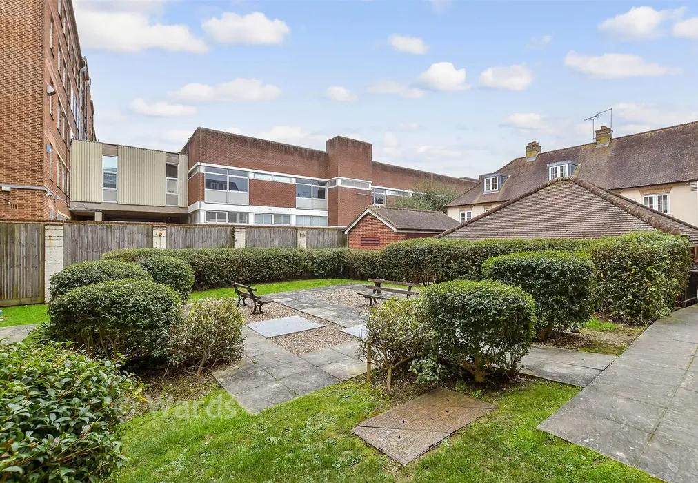 Communal Gardens - New Dover Road, Canterbury, Kent - Wards of Kent