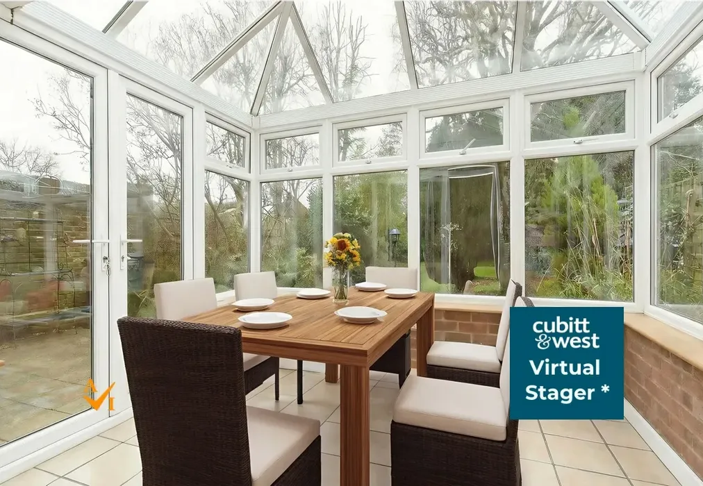 Conservatory (Contemporary style) - Balcombe Gardens, Horley, Surrey - Wards of Kent