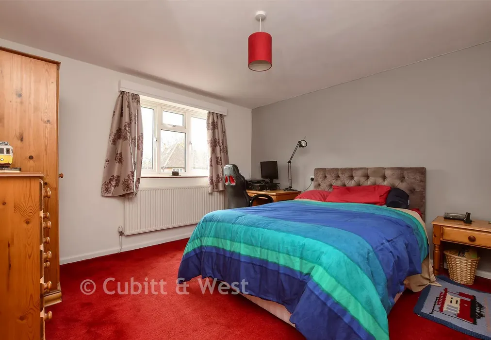 Bedroom 2 - Balcombe Gardens, Horley, Surrey - Wards of Kent