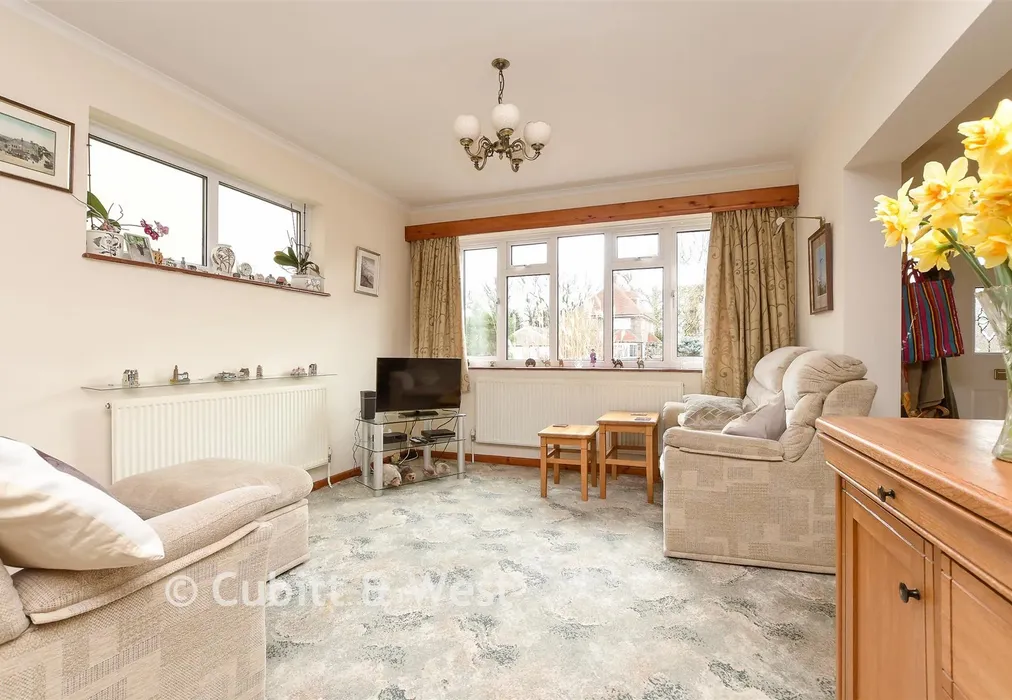 Lounge - Balcombe Gardens, Horley, Surrey - Wards of Kent