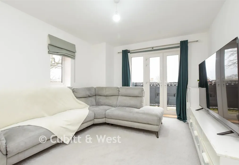 Kitchen Lounge/Diner - Westvale Road, Horley, Surrey - Wards of Kent