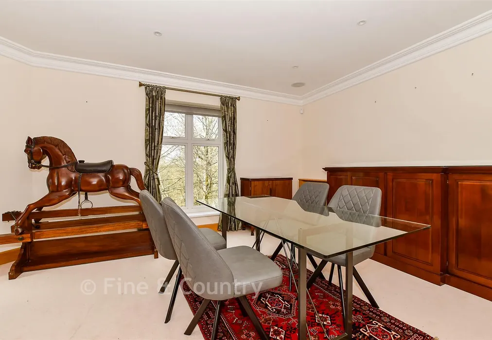 Living/ Dining Room - Warberry Park Gardens, Tunbridge Wells, Kent - Wards of Kent