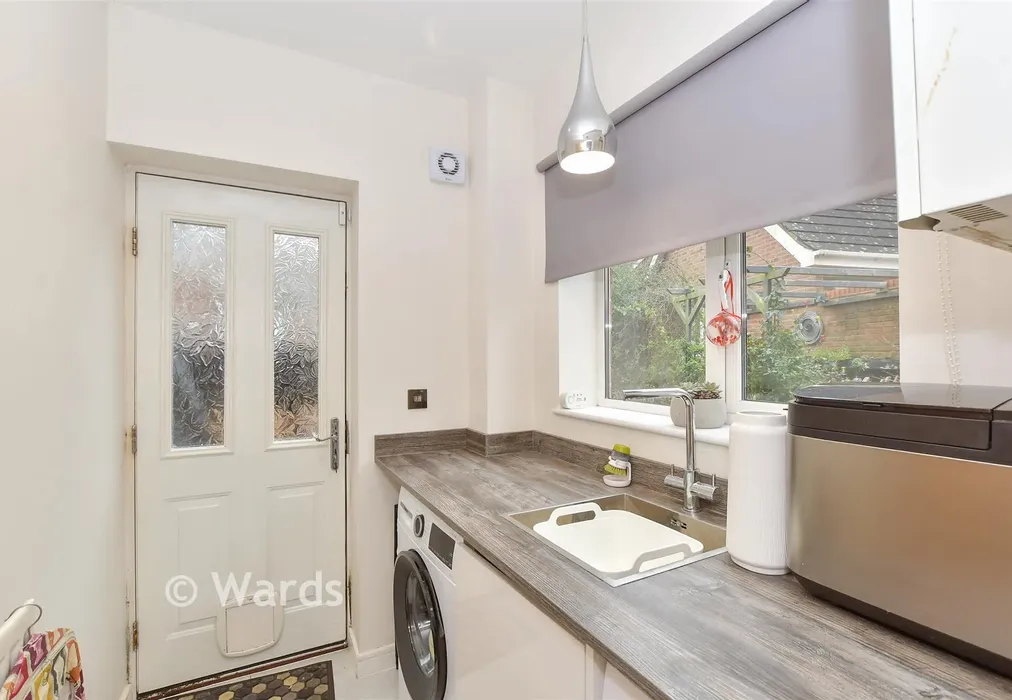Utility Room - Imperial Way, Singleton, Ashford, Kent - Wards of Kent