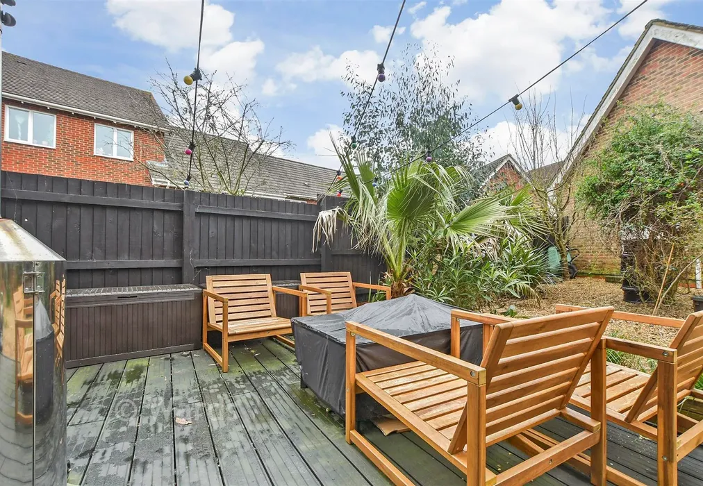 Patio / Decking - Imperial Way, Singleton, Ashford, Kent - Wards of Kent