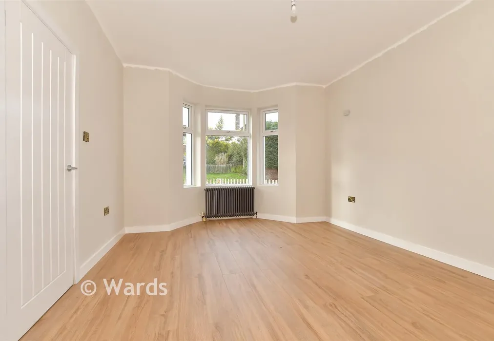 Lounge - New Street, Ash, Canterbury, Kent - Wards of Kent