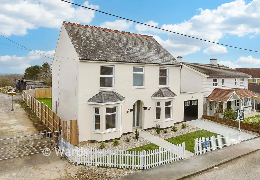 En-Suite - New Street, Ash, Canterbury, Kent - Wards of Kent