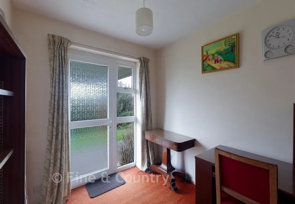 *Study* - Lammas Close, Cowes, Isle of Wight - Wards of Kent