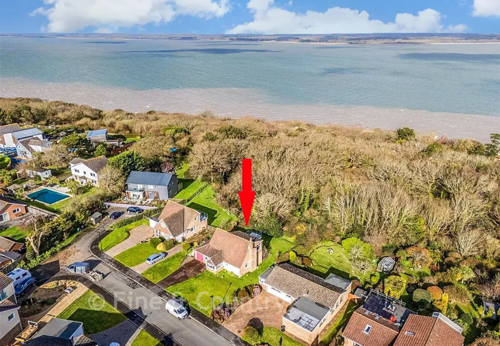 Aerial Elevation With Sea** - Lammas Close, Cowes, Isle of Wight - Wards of Kent