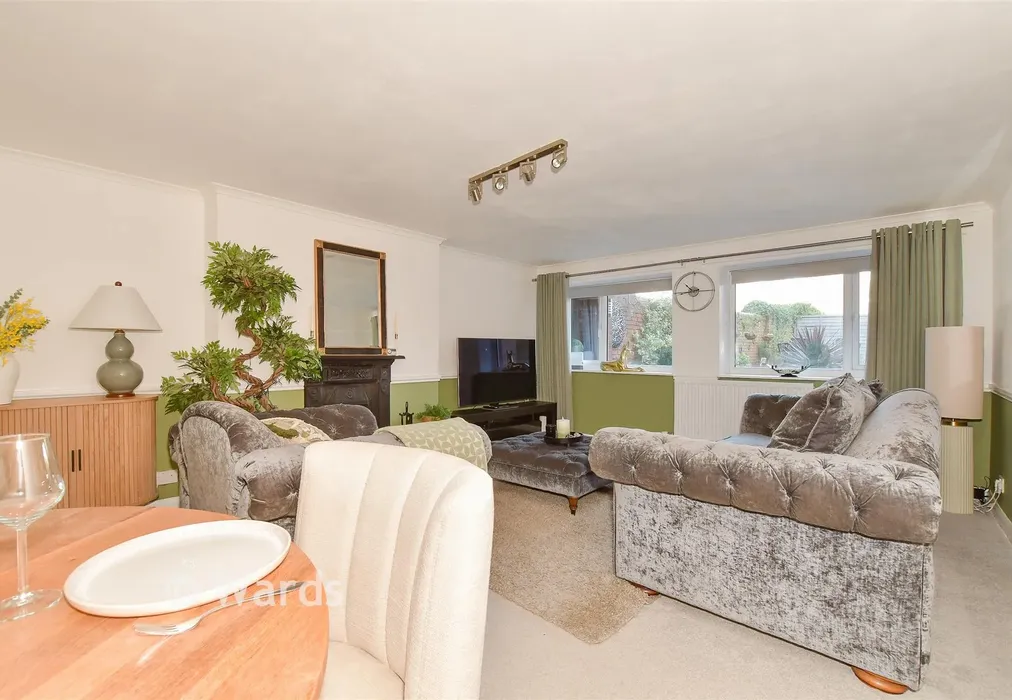 Lounge/Diner - Shorncliffe Road, Folkestone, Kent - Wards of Kent