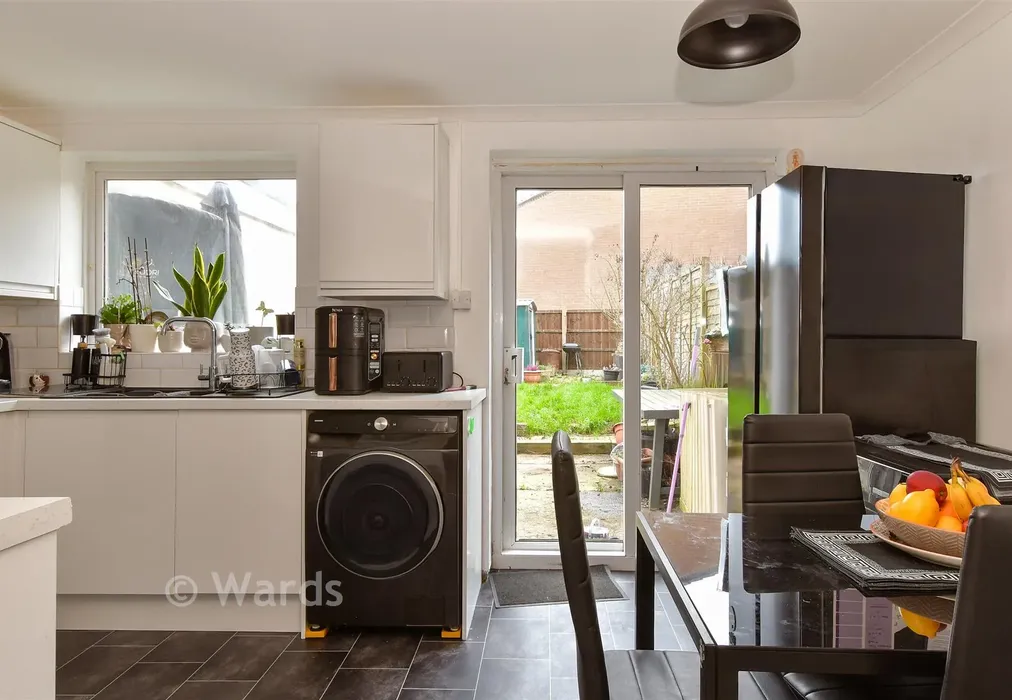 Kitchen/Diner - Highview, Meopham, Kent - Wards of Kent