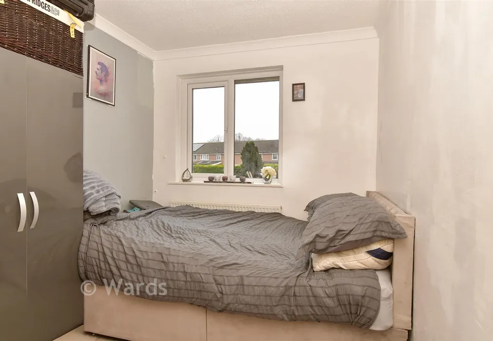 Bedroom 2 - Highview, Meopham, Kent - Wards of Kent