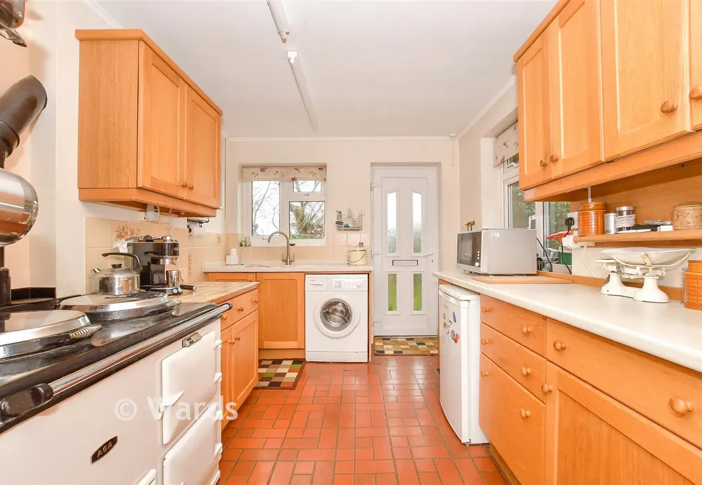 Kitchen - Redbrooks Way, Hythe, Kent - Wards of Kent
