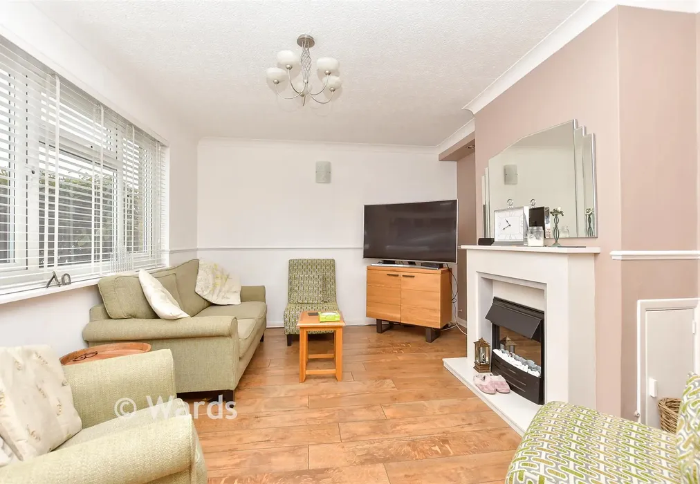 Lounge - Dean Road, Sittingbourne, Kent - Wards of Kent