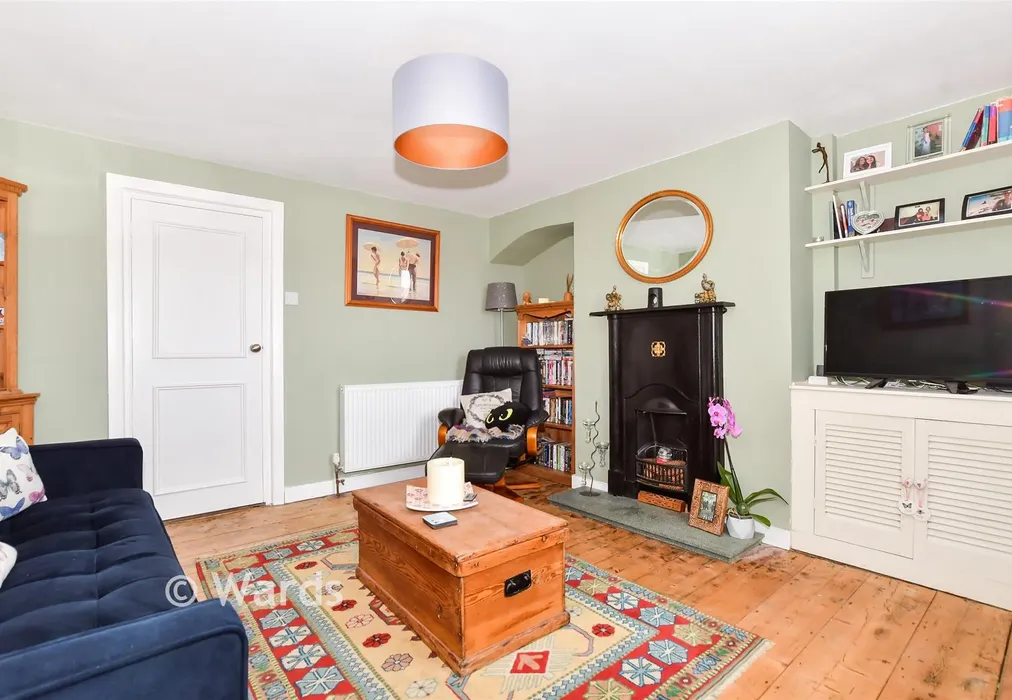Lounge - Heath Road, Linton, Maidstone, Kent - Wards of Kent