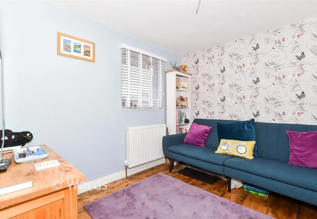 Bedroom 2 - Heath Road, Linton, Maidstone, Kent - Wards of Kent