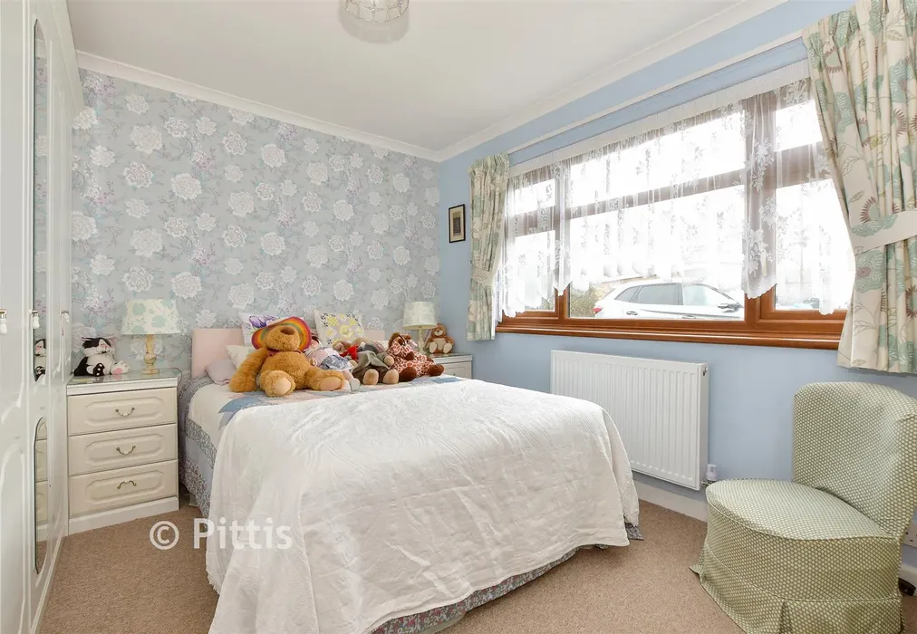 Bedroom 2 - Park Road, Brading, Sandown, Isle of Wight - Wards of Kent