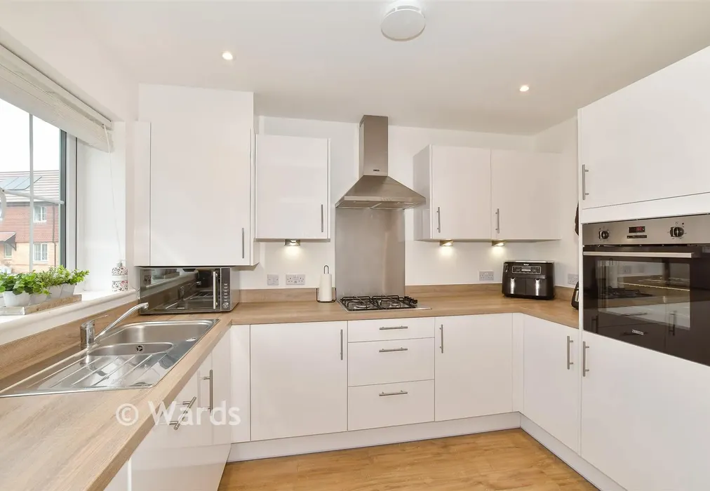 Kitchen - Hawthornden Street, Herne Bay, Kent - Wards of Kent