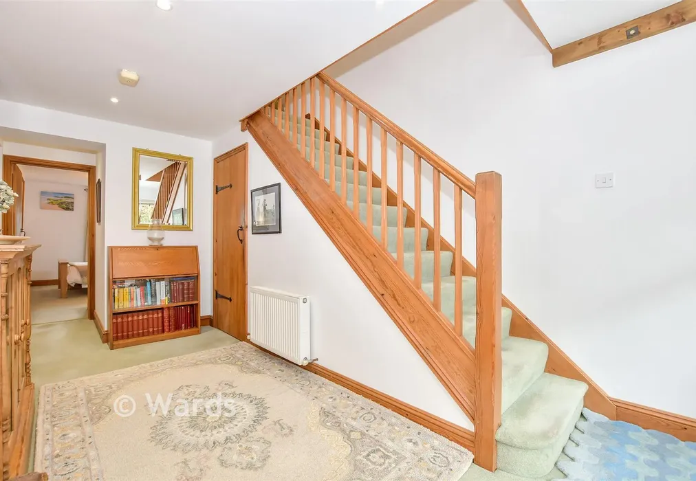 Hallway - Gibbs Hill, Nettlestead, Maidstone, Kent - Wards of Kent
