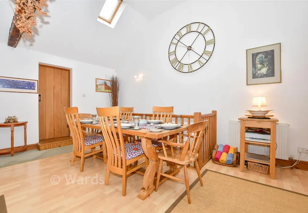 Kitchen/Diner - Gibbs Hill, Nettlestead, Maidstone, Kent - Wards of Kent