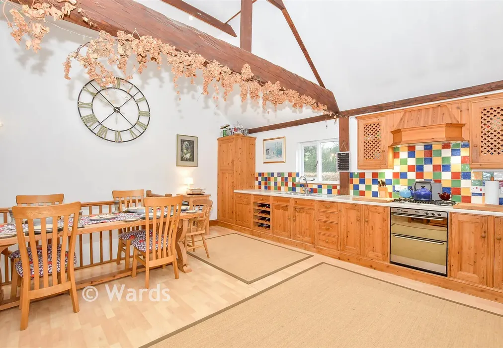 Kitchen/Diner - Gibbs Hill, Nettlestead, Maidstone, Kent - Wards of Kent