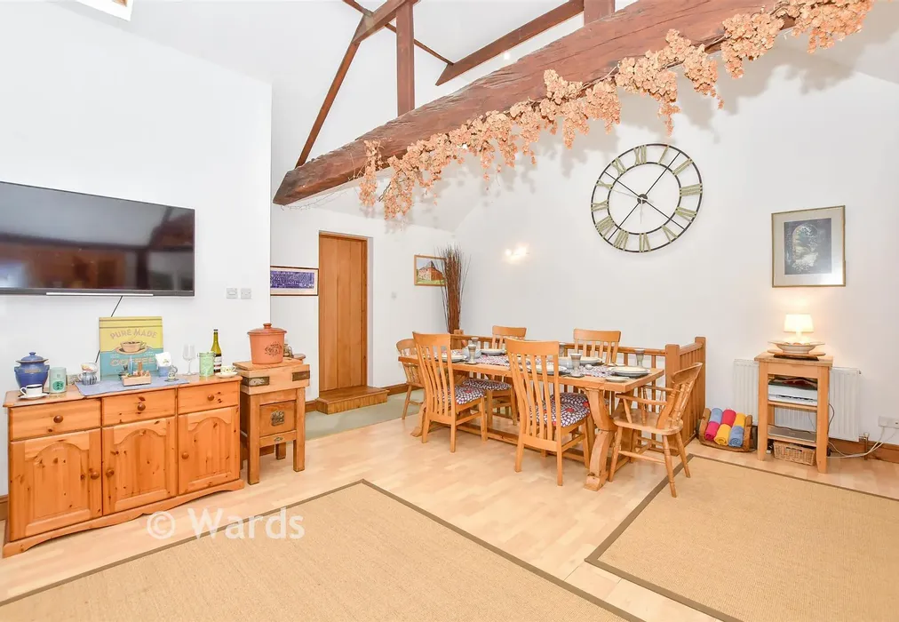 Kitchen/Diner - Gibbs Hill, Nettlestead, Maidstone, Kent - Wards of Kent