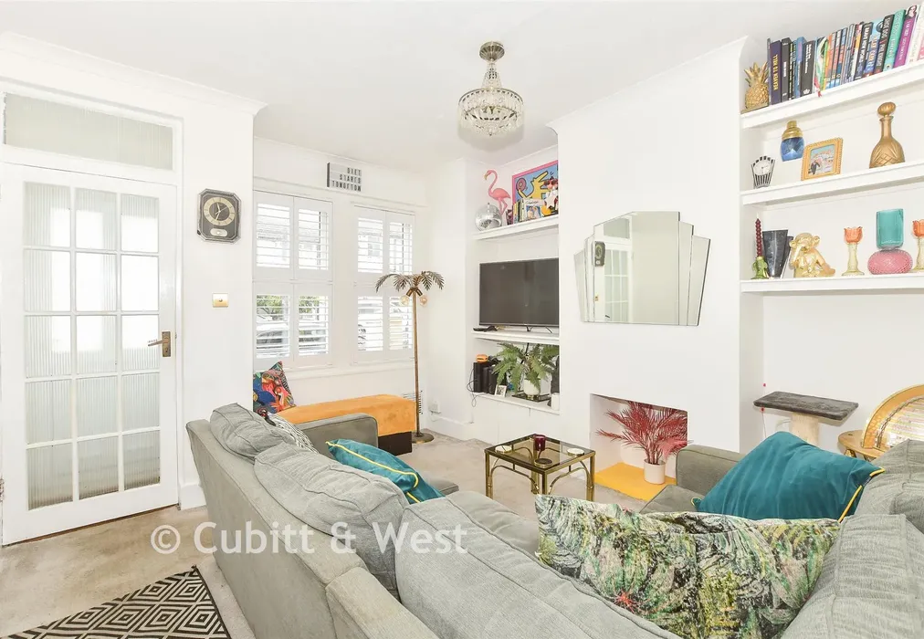 Lounge - Payne Terrace, Roedale Road, Brighton, East Sussex - Wards of Kent