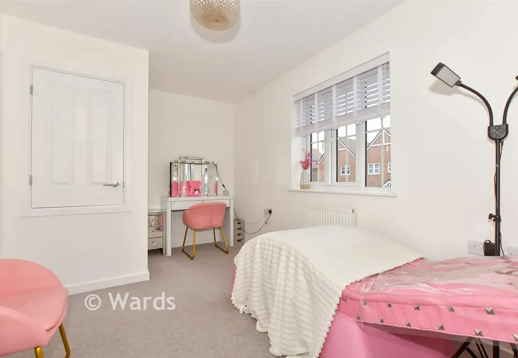 Bedroom 2 - Milne Avenue, Whitstable, Kent - Wards of Kent