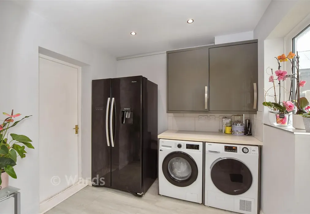 Utility Room - Bluebell Road, Kingsnorth, Ashford, Kent - Wards of Kent