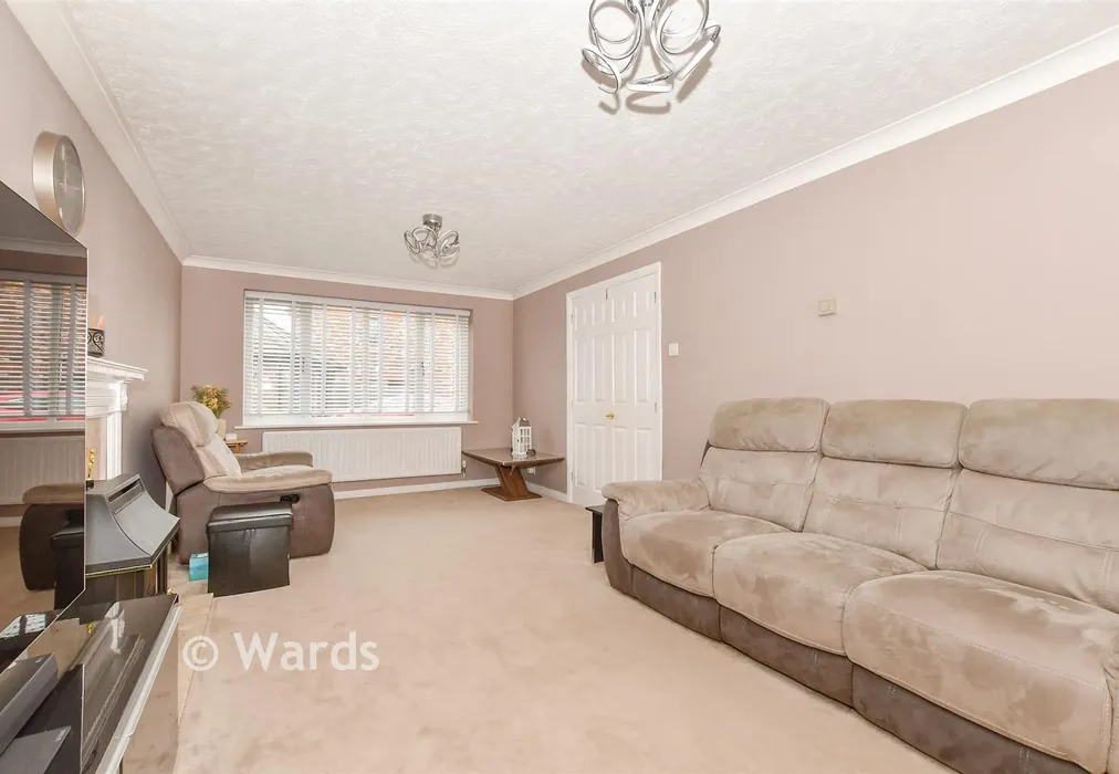 Lounge - Bluebell Road, Kingsnorth, Ashford, Kent - Wards of Kent