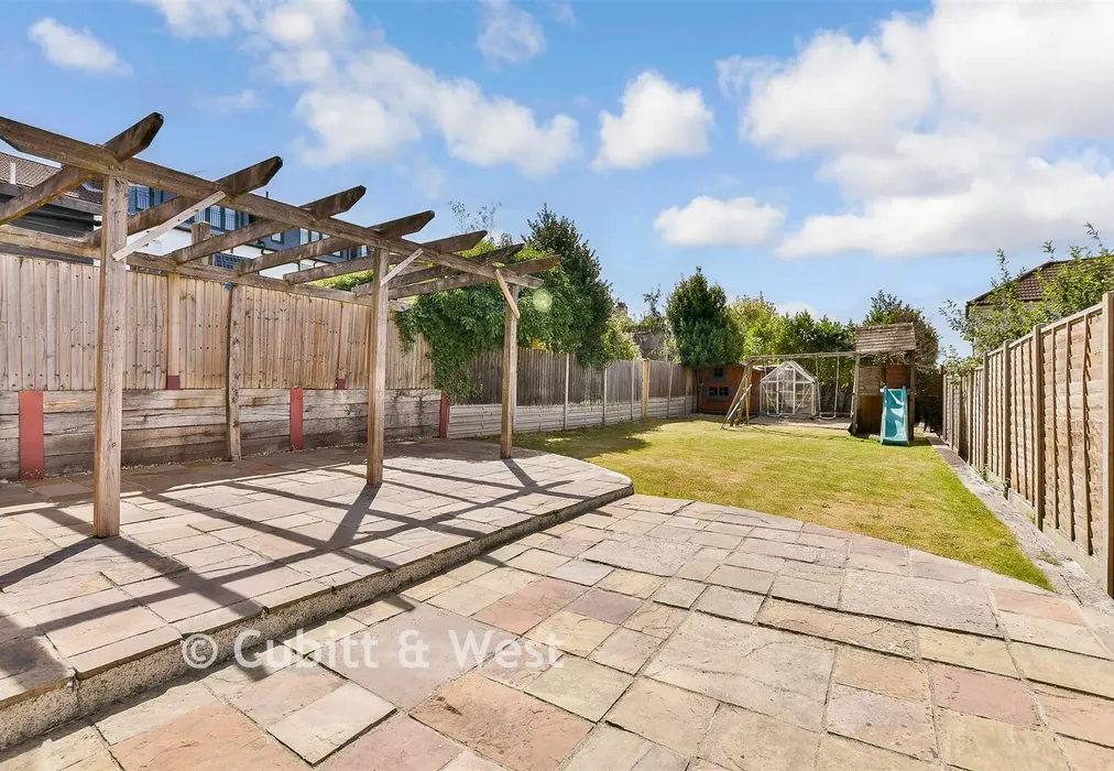 Rear Garden - Copse Road, Meadvale, Surrey - Wards of Kent