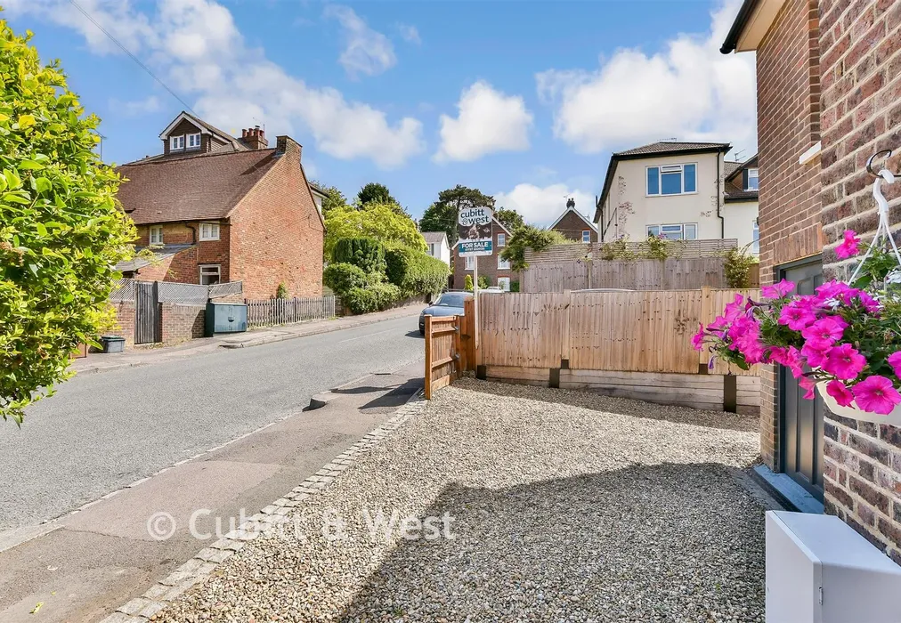 Driveway/Parking - Copse Road, Meadvale, Surrey - Wards of Kent
