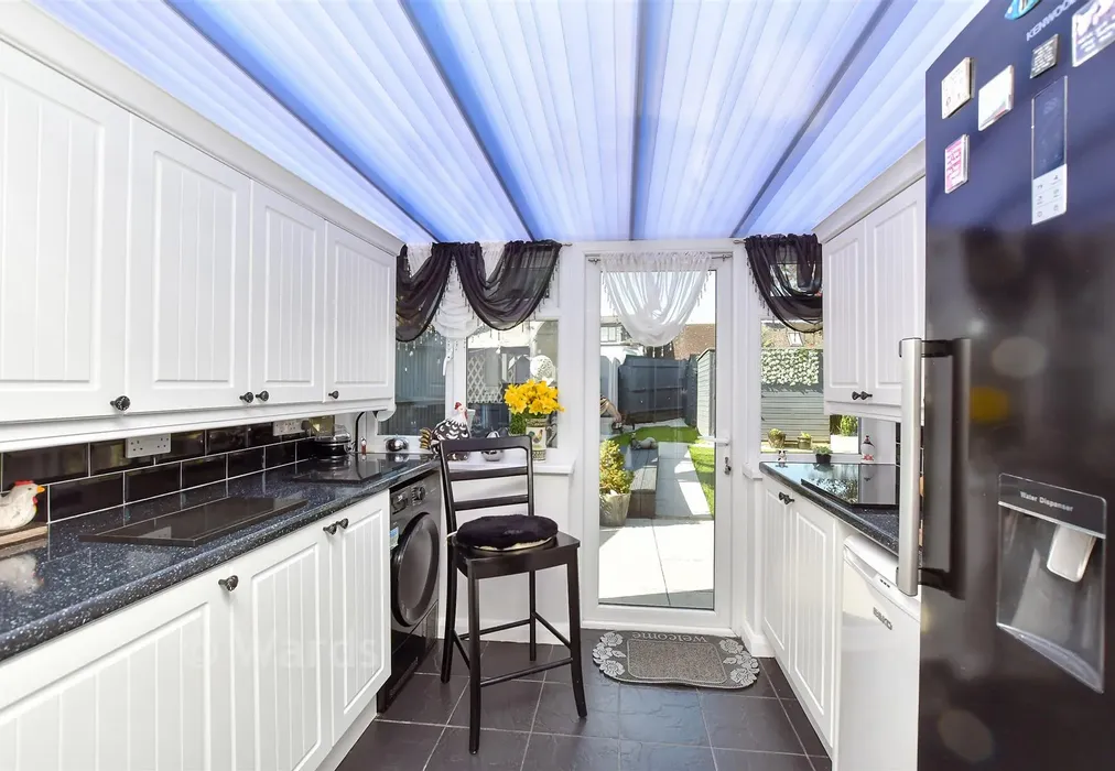 Utility Area - Hever Avenue, West Kingsdown, Sevenoaks, Kent - Wards of Kent