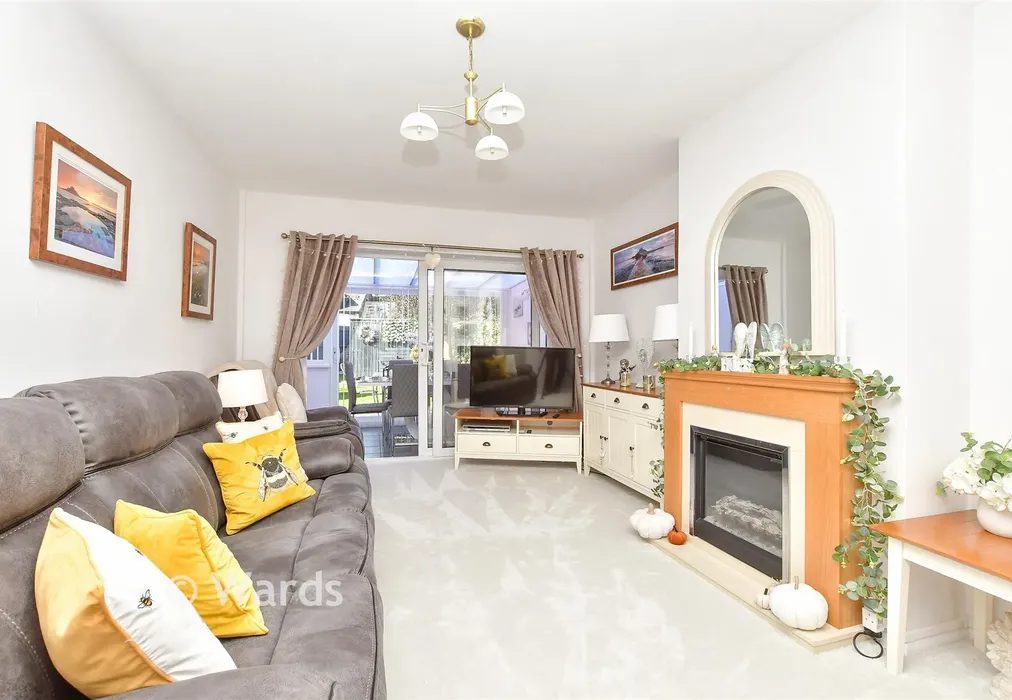 Lounge - Hever Avenue, West Kingsdown, Sevenoaks, Kent - Wards of Kent