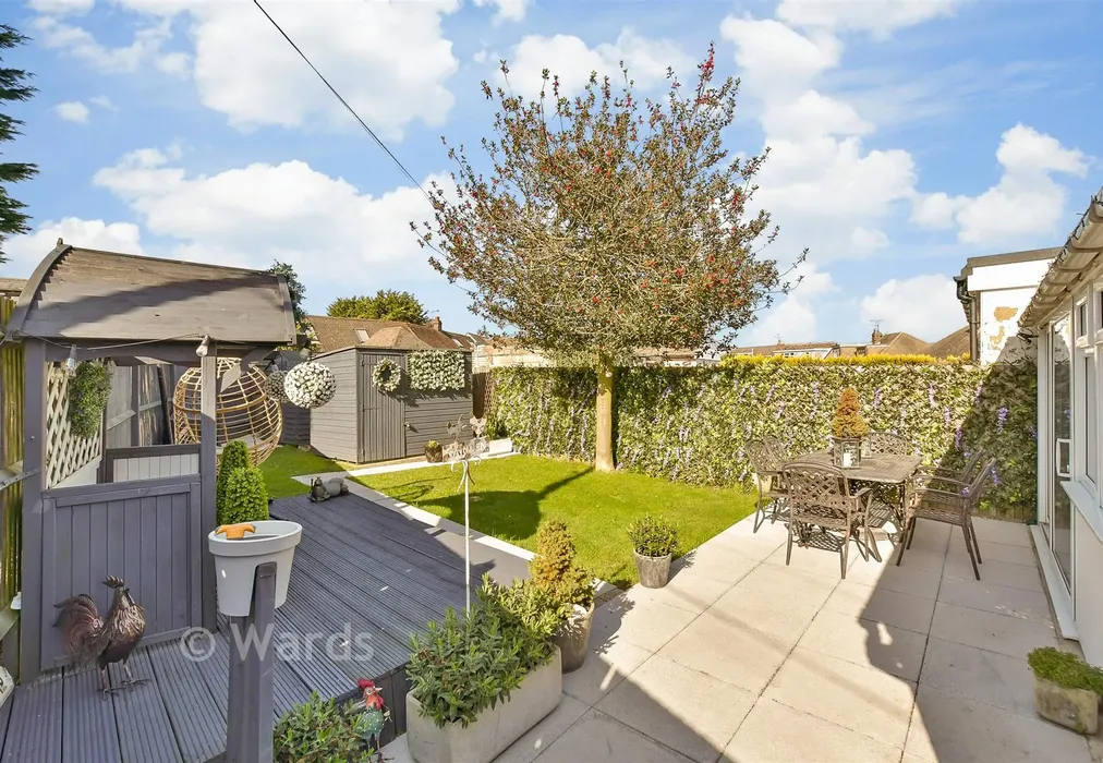 Rear Garden - Hever Avenue, West Kingsdown, Sevenoaks, Kent - Wards of Kent