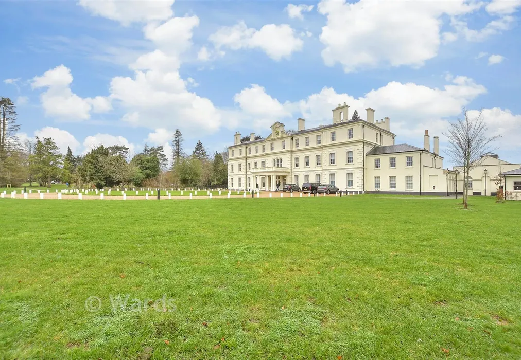 Surrounding Area - Wills Crescent, Leybourne, West Malling, Kent - Wards of Kent
