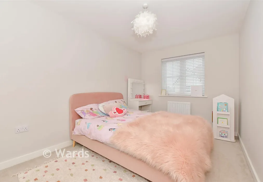 Bedroom 2 - Augustine Drive, Finberry, Ashford, Kent - Wards of Kent
