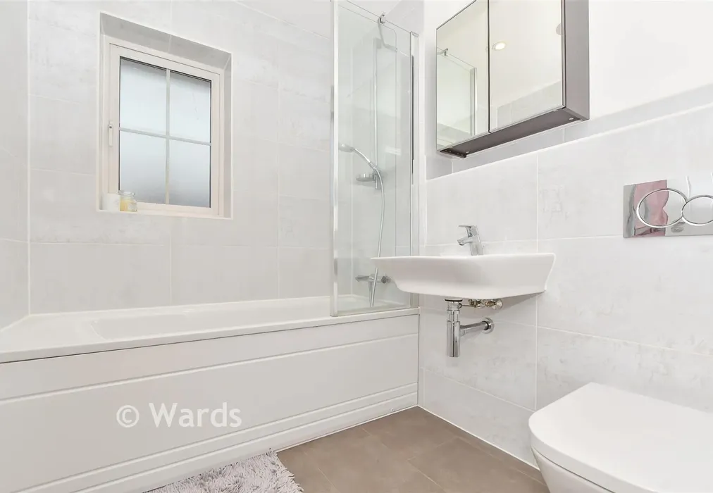 Bathroom - Augustine Drive, Finberry, Ashford, Kent - Wards of Kent
