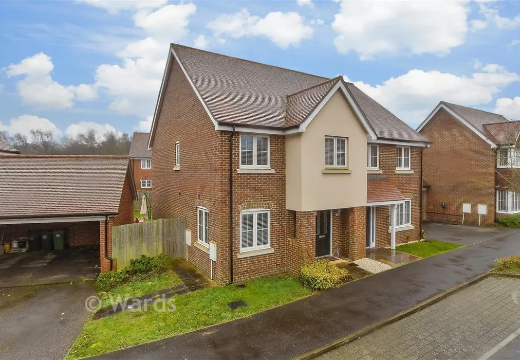 External (Web) - Augustine Drive, Finberry, Ashford, Kent - Wards of Kent