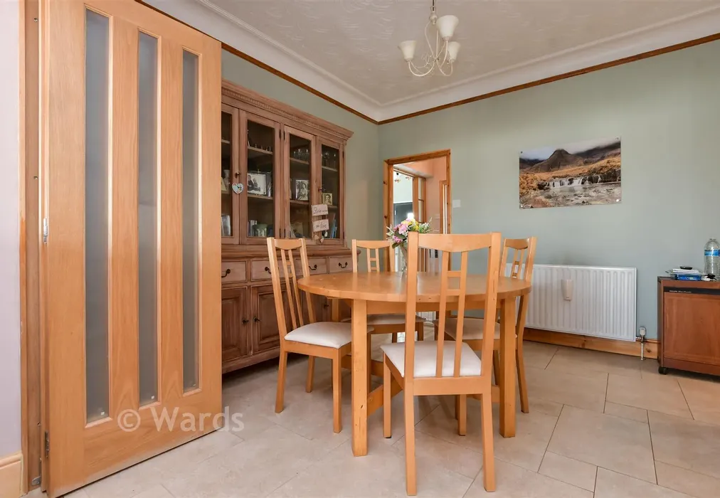 Kitchen/Diner - Percy Avenue, Kingsgate, Broadstairs, Kent - Wards of Kent