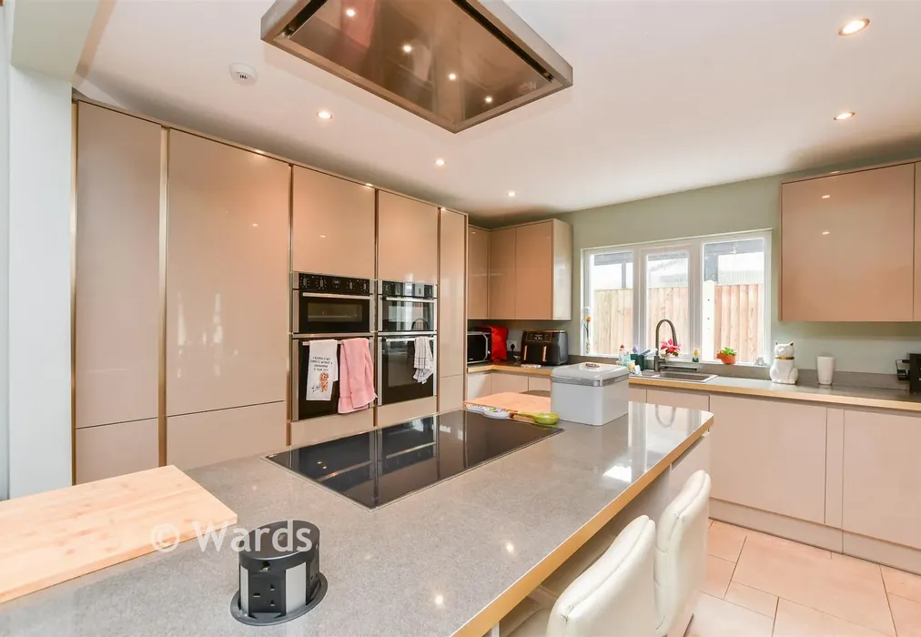 Kitchen/Diner - Percy Avenue, Kingsgate, Broadstairs, Kent - Wards of Kent